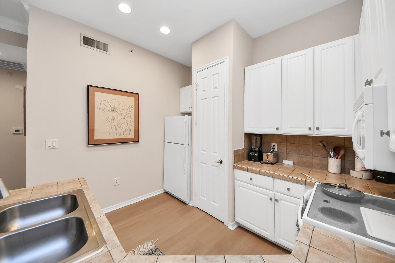 Welcome to 2400 McCue Rd #113 property image